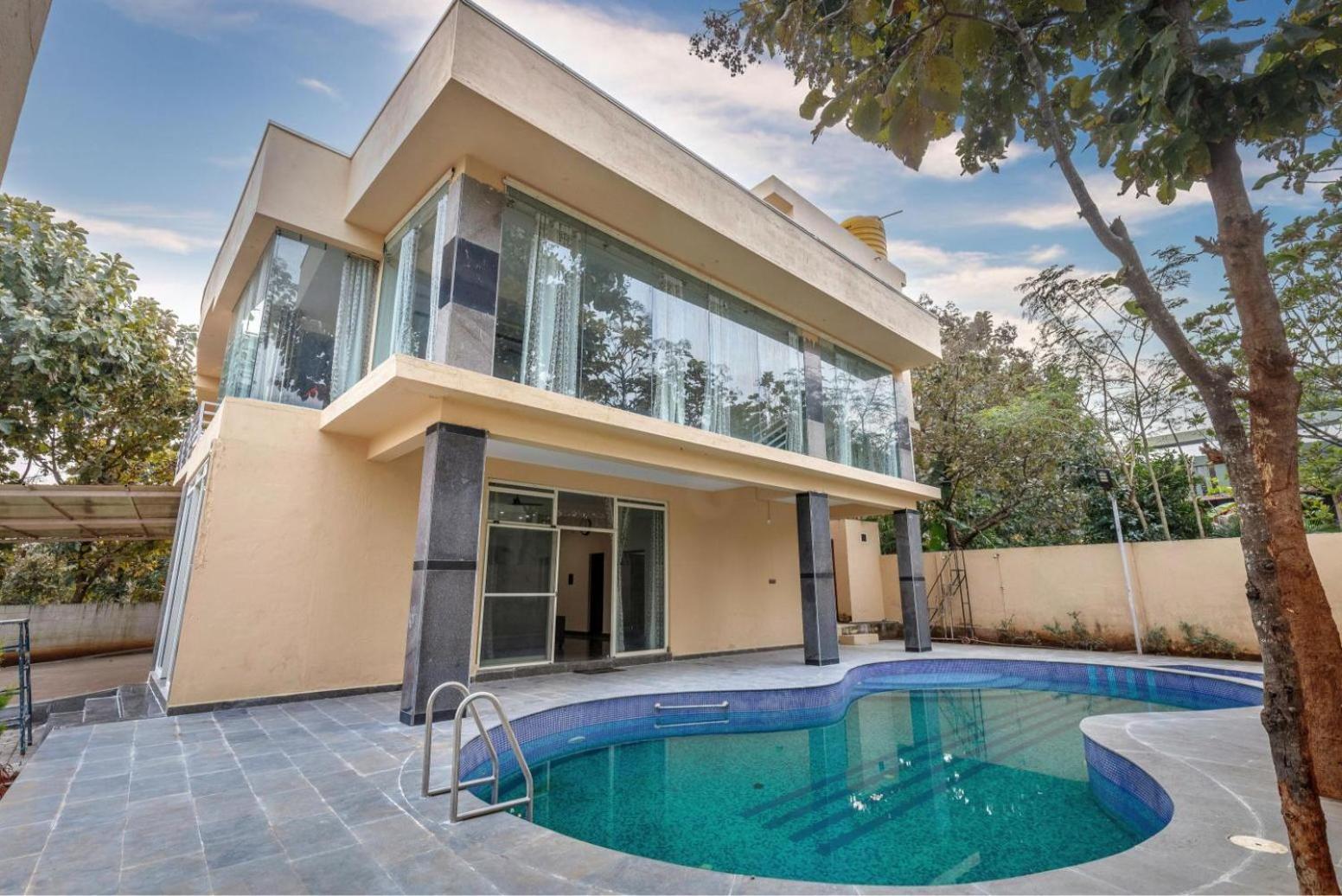 Villa Exotica By Stayjade5Bhkpoolacprojector Denkanikottai Exterior foto